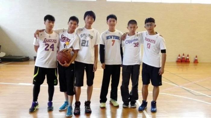 学生篮球主力如何平衡学业与训练_2